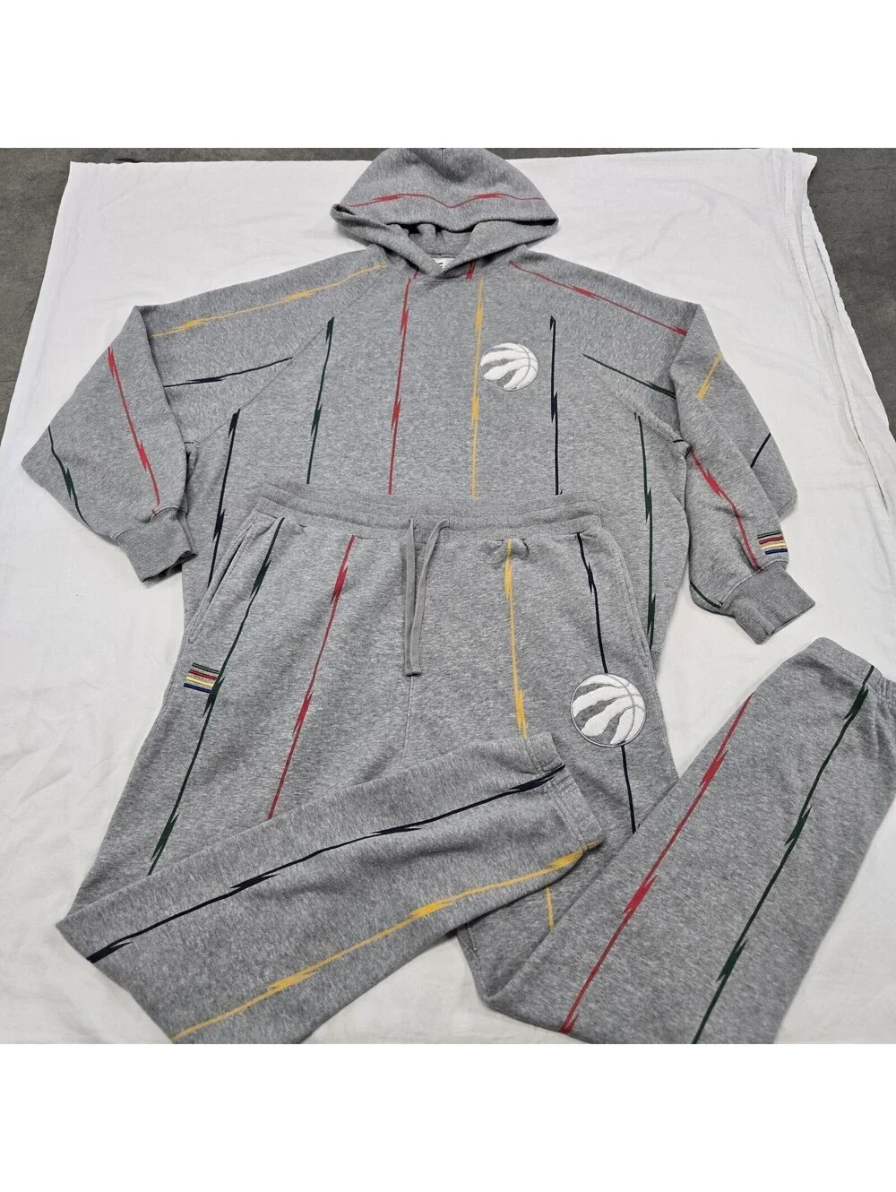 EUC Size MEDIUM The Bay x Toronto Raptors Sweatsuit Hoodie Joggers Set Striped